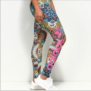 Adidas Butterfly 🦋 Leggings